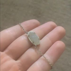 Kendra Scott necklace